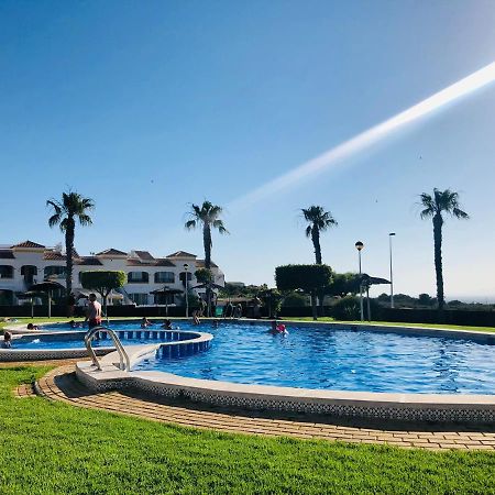 Mediterranean House 格兰阿利坎特 外观 照片