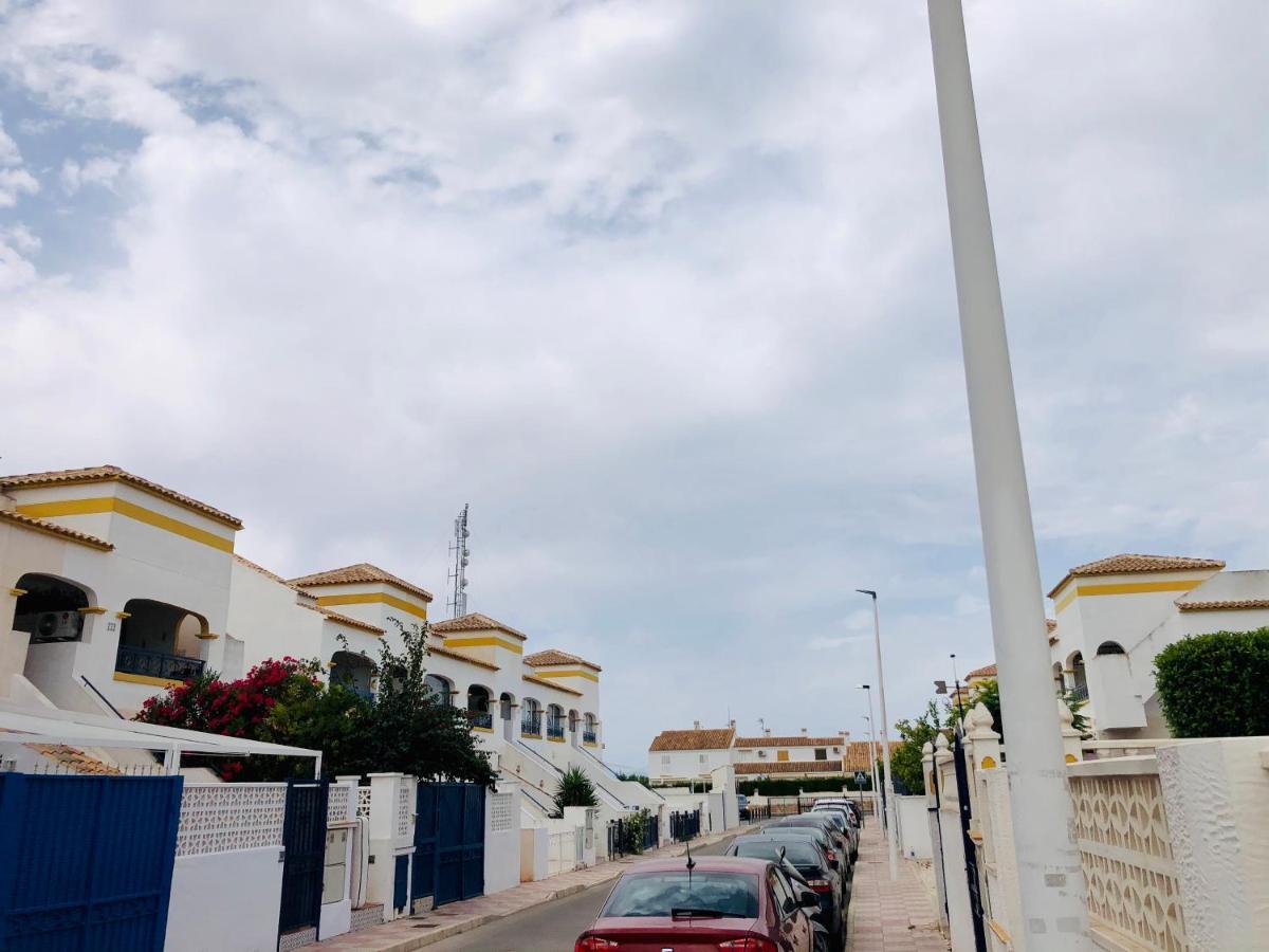 Mediterranean House 格兰阿利坎特 外观 照片